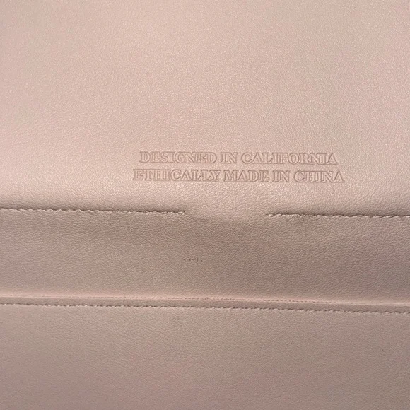 Glass ladder and co Megan portfolio
Light pink - Picture 4 of 6